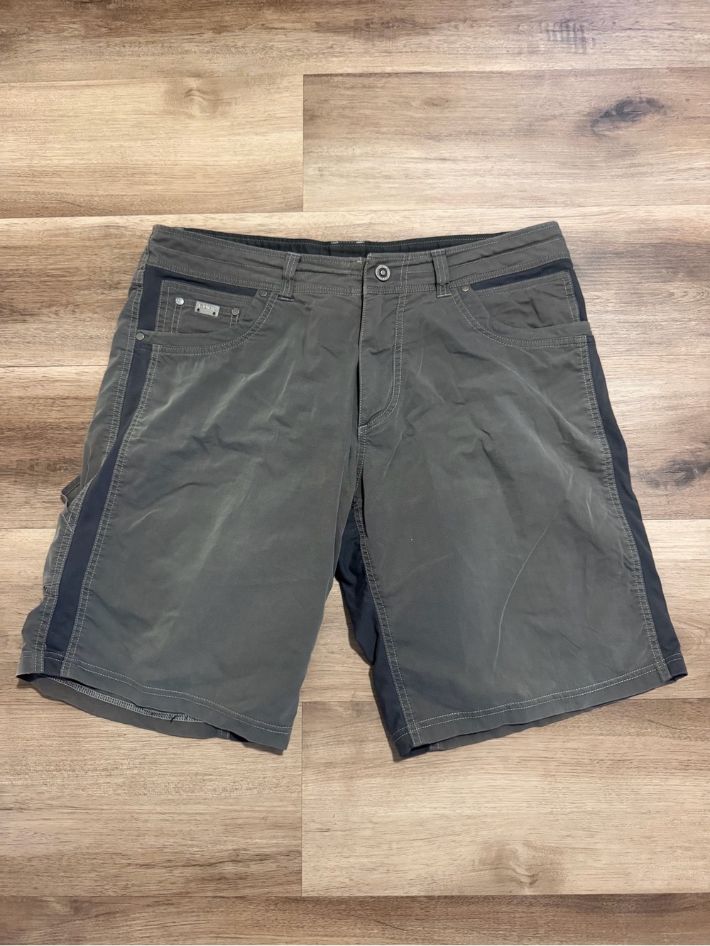 KUHL Radikl Shorts Mens 36 Gray Hybrid Stretch Outdoor Hiking
